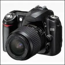 Qui est la ou le photographe du journal du lyce de Forks ?