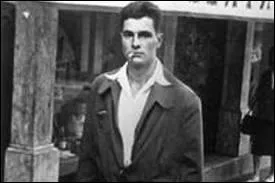 Qui est ce jeune loup aux dents longues ?