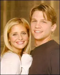 A partir de quelle saison Buffy et Riley sont-ils ensemble ?