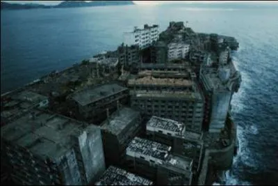 Quelle tait la ressource de l'le d'Hashima dsormais dserte ?