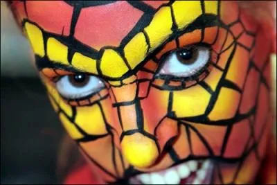 La nuit, je vous le dis en face, vous ne pouvez en voir qu'un seul ct !