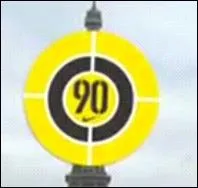 Qu'est-ce qui va dtruire ce cercle jaune marqu par un  nonante  ?