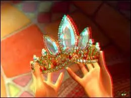 O Raiponce cache-t-elle la tiare pour la premire fois ?