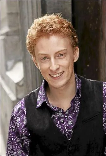 Quel prtendant est musicien ?