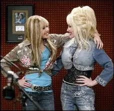 Quel est le nom de la marraine de Miley ?