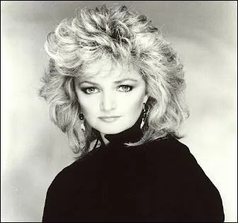En 1983, elle chantait  Total eclipse of the heart (1983)  