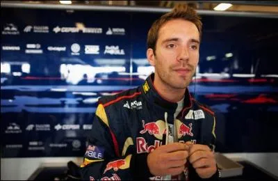 Jean-Eric Vergne est le coquipier de Vettel.
