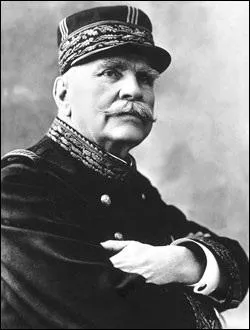 Comment s'appelle ce marchal de France ?