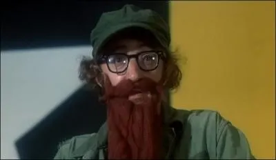 Qui se dguise en dictateur dans ce chef-d'oeuvre de 1971 ?