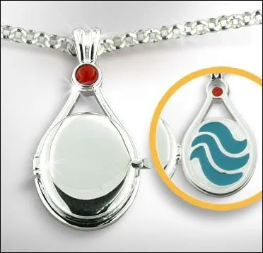 Dans la saison 1, qui son les trois hrone dans h2o ?