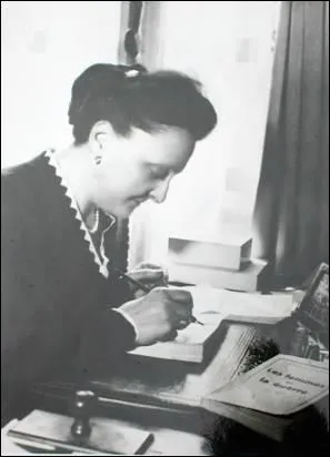 Quelle est son identit ?