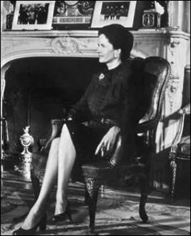 Comment s'appelle-t-elle ?