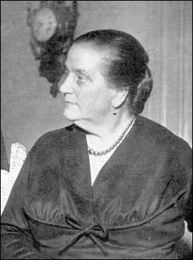 Comment s'appelle-t-elle ?