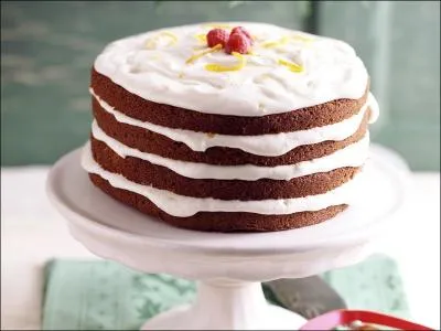 Quels fruits y a-t-il au sommet de ce dlicieux gteau ?