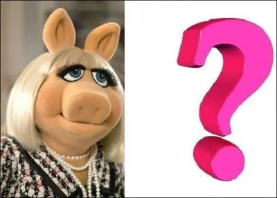 Ils taient le duo comique majeur de l'mission :  le muppet show  et sur la photo nous avons Piggy la cochonne et il manque donc...