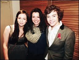 Comment s'appellent la mre et la soeur de Harry ?