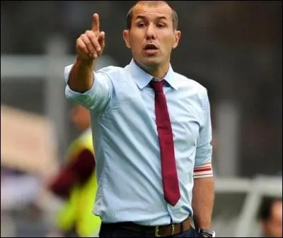 Quel est actuellement l'entraneur de Sporting Clube de Braga ?