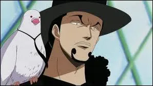 Quand Lucci dcide-t-il de quitter Spandam et Robin dans le passage souterrain pour aller dans une grande salle ?