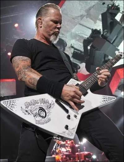 Qu'aime-t-il collectionner ?