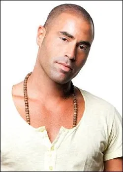 Qui est-ce ? ( Les anges 4 )