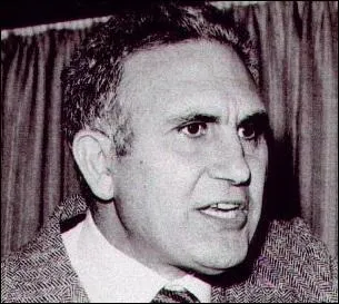 Le 30 avril 1982  Palerme, sa voiture est stoppe dans une rue  sens unique, bloque par celle des tueurs, il est tu par les nombreux coups de feu de ces derniers :