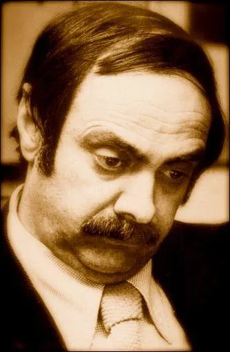 Ce commissaire fut assassin en 1979 par Leoluca Bagarella. Le mafioso pntra dans un bar o se trouvait le policier, le dos tourn  l'entre, il lui tira sept balles avant de s'enfuir :