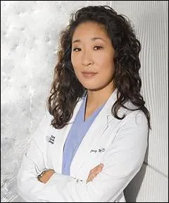 De quelle couleur est la robe de Cristina lors de son mariage ?