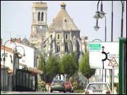 Quelle est la rgion de la ville de La Roche-sur-Yon ( 85 ) ?