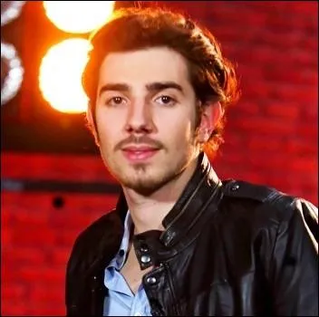 Elimin du tl-crochet tlvis   The Voice  , ce candidat aura l'un des rles principaux de la prochaine comdie musicale franaise   Salut les copains   :