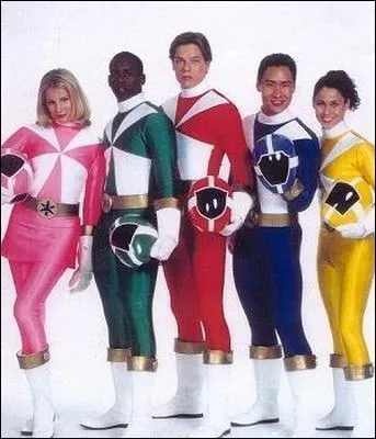 Retrouvez l'ordre de diffusion des saisons de la série  Power Rangers  de 1996 à 1999.