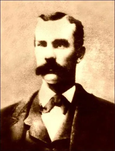 Quelle est son identit� ?