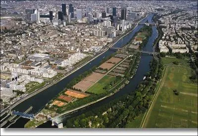 Dans les Hauts-de-Seine, il n'est pas facile à porter le gentilé des habitants de Puteaux !