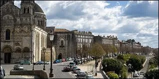 Quelle est la rgion de la ville de Confolens ( 16 ) ?