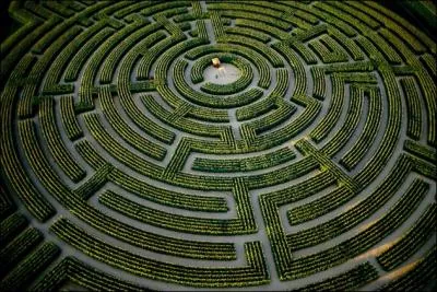 Pour tout ceux qui aiment se perdre, cet endroit est parfait pour a. De quoi s'agit-il ?