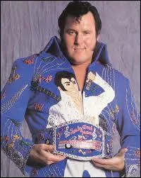 Quel est ce catcheur de la WWF ?