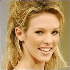 Qui est cette chanteuse ?