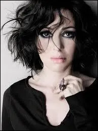 Qui est cette chanteuse ?