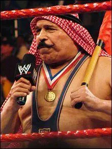 Quelle est la prise de finition de The Iron Sheik ?