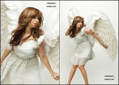 Dans quelle srie de Disney Channel, Debby Ryan joue-t-elle une baby-sitter ?