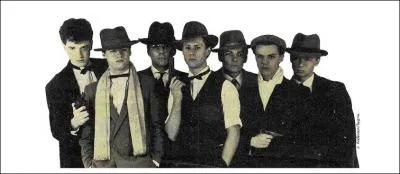 Voici un groupe, belge videmment, dont le chanteur est dcd beaucoup trop jeune, il s'agit de ...