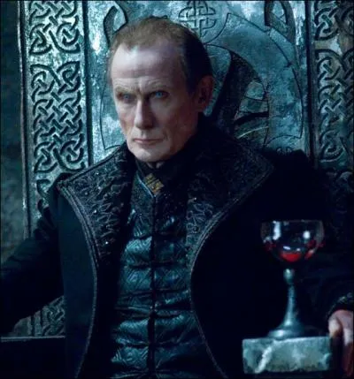 Soit disant le sauveur de Slne, comment s'appelle ce vampire ?