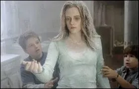 Sur cette photo, quel rle interprte Kristen dans  Zathura, une aventure spatiale  ?