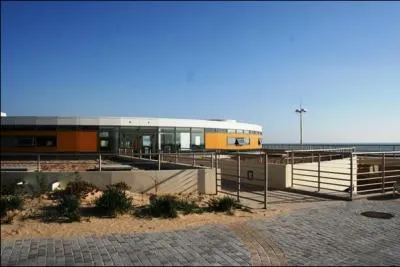 Quel nom porte le centre aquatique ?