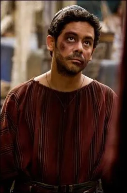 Manu Payet avait le rle de ... . .