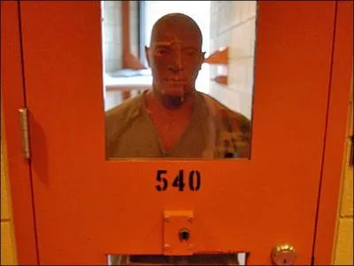 Il prtend qu'il est libre, Max !