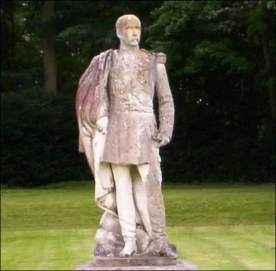 Quelle est son identit ?