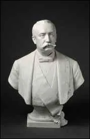 Comment s'appelle-t-il ?