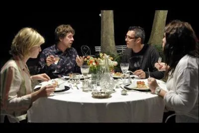 Pierre Brochant invite Franois Pignon, pour se moquer de lui et d'autres malheureux convives. Pour cela avec ses amis, ils organisent des...