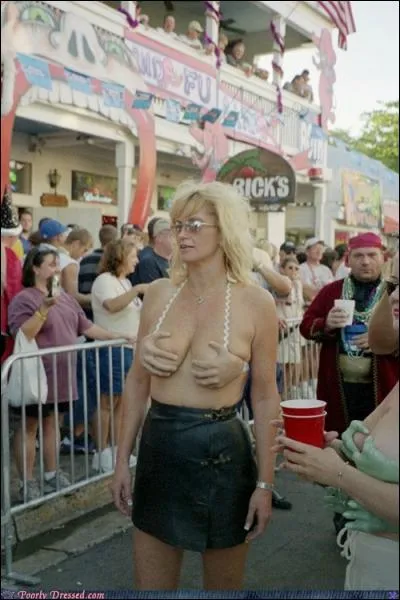 Voici ici, en promenade dans un parc d'attraction, le top du top... ?