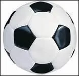 Parmi ces trois clubs de football anglais, lequel ne fait pas partie de l'agglomration londonienne ?